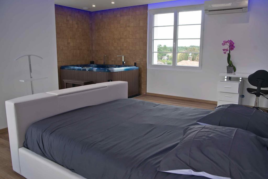 Bed and Breakfast Moulin Des Tours Barbaste Zewnętrze zdjęcie